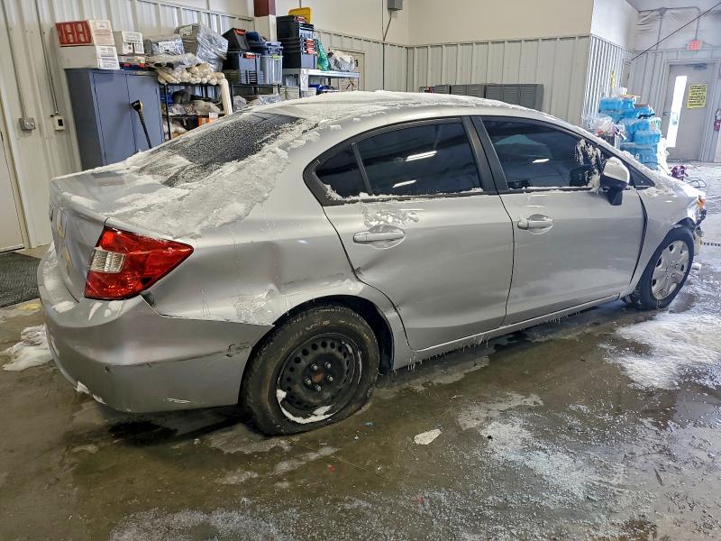 Photo 3 from auction – 2012 HONDA CIVIC LX with VIN 2HGFB2F52CH608395