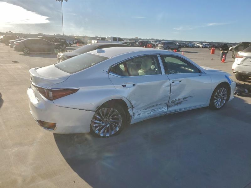 Photo 3 from auction – 2023 LEXUS ES 300H BA with VIN 58AFA1C16PU029964