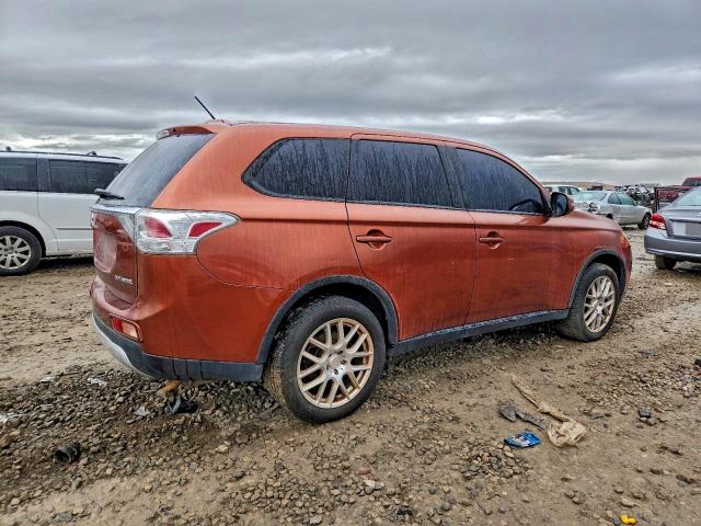 Zdjęcie 3 z aukcji – 2015 MITSUBISHI OUTLANDER z VIN JA4AZ3A39FZ012764
