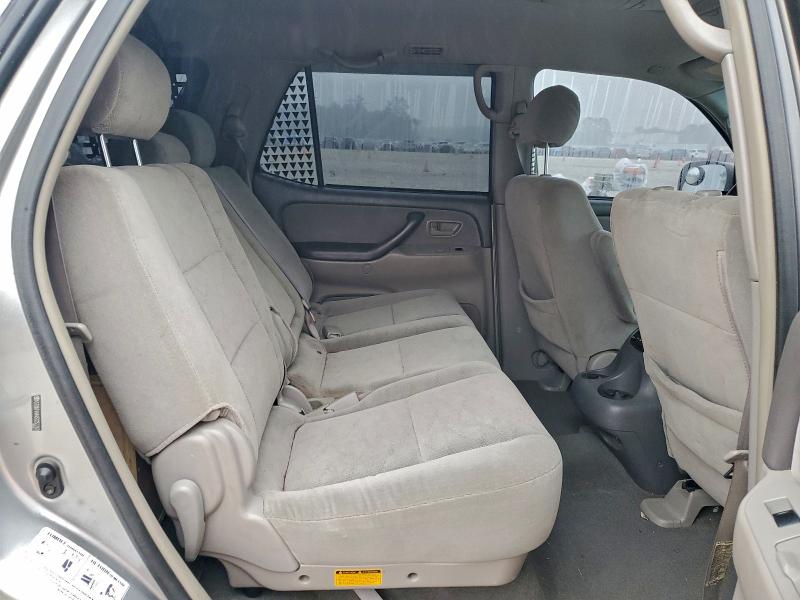 Photo 11 from auction – 2005 TOYOTA SEQUOIA SR with VIN 5TDBT44A45S253742
