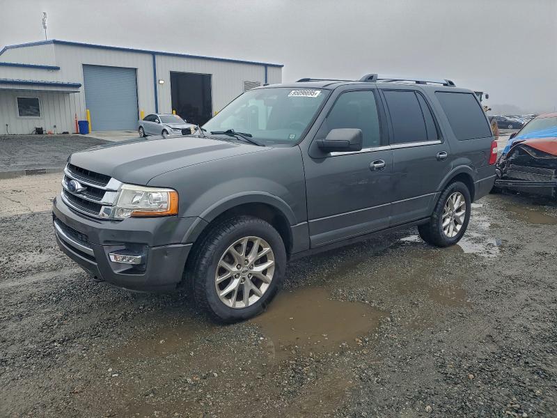 FORD EXPEDITION 2015 with VIN 1FMJU2AT8FEF14778 - Photo from auction