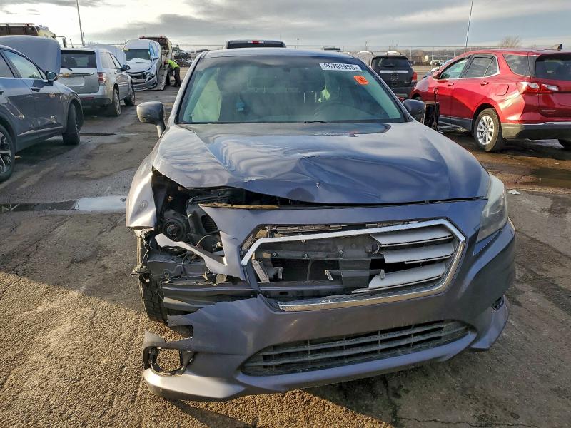 Foto 5 de la subasta – 2017 SUBARU LEGACY 2.5 con VIN 4S3BNAC69H3004834