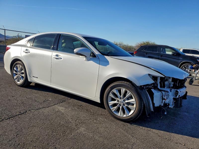 Photo 4 from auction – 2014 LEXUS ES 300H with VIN JTHBW1GG5E2050726