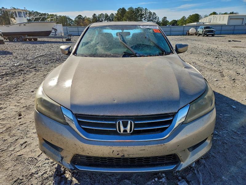 Photo 5 from auction – 2015 HONDA ACCORD LX with VIN 1HGCR2F39FA049802