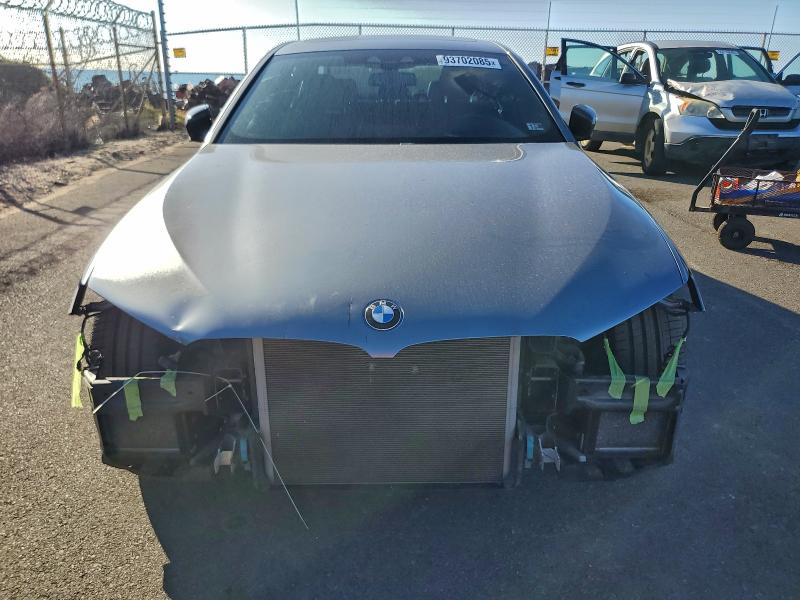 Photo 5 from auction – 2018 BMW M550XI with VIN WBAJB9C59JB049727