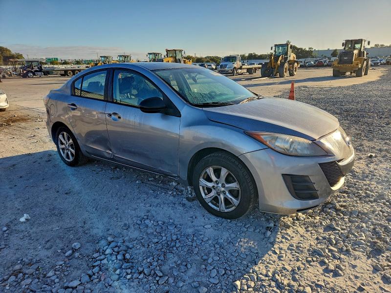 Photo 4 from auction – 2010 MAZDA 3 I with VIN JM1BL1SF8A1123001