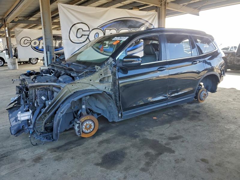 HONDA PILOT SE 2022 with VIN 5FNYF6H28NB038286 - Photo from auction