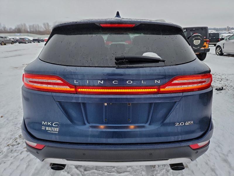 Photo 6 from auction – 2015 LINCOLN MKC with VIN 5LMCJ2A93FUJ45837