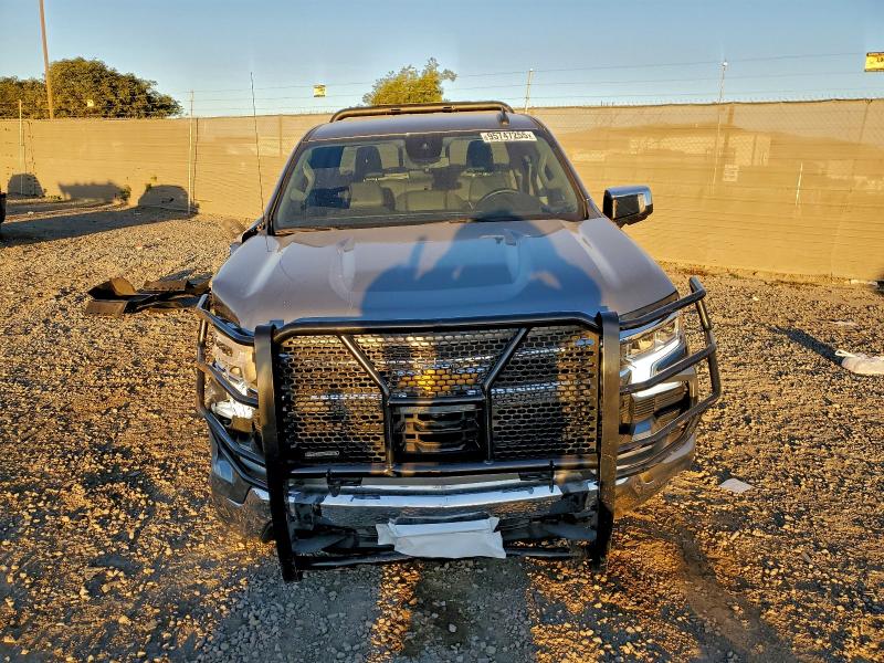 Foto 5 de la subasta – 2023 CHEVROLET SILVERADO con VIN 2GCUDDED8P1123214