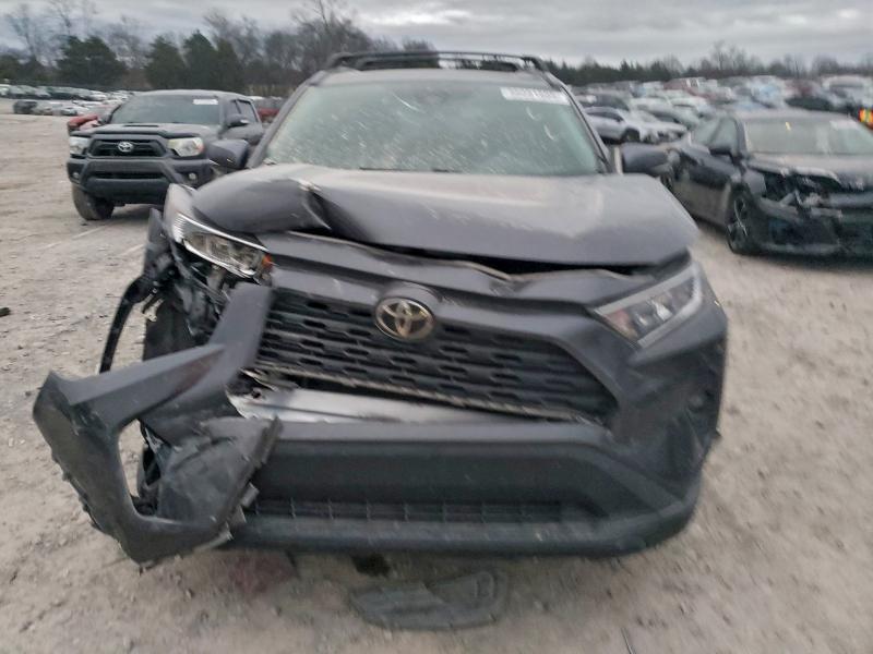 Photo 5 from auction – 2021 TOYOTA RAV4 XLE with VIN 2T3W1RFV5MW156955