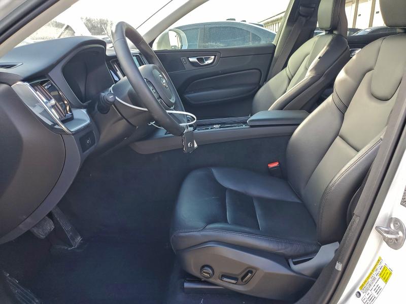 Photo 7 from auction – 2023 VOLVO XC60 CORE with VIN YV4L12RVXP1216671