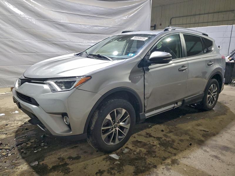 TOYOTA RAV4 HV LE 2017 with VIN JTMRJREV2HD149964 - Photo from auction