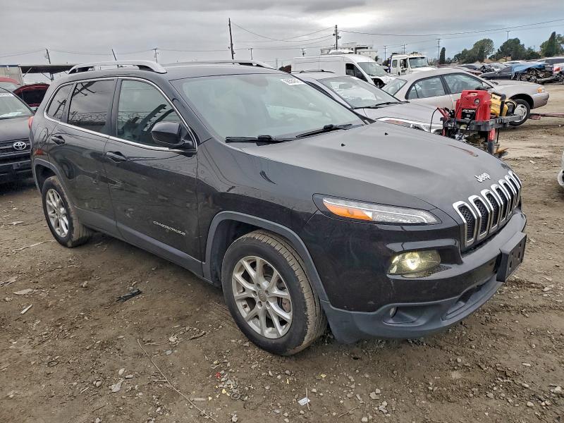Photo 4 from auction – 2018 JEEP CHEROKEE L with VIN 1C4PJLCB3JD611743
