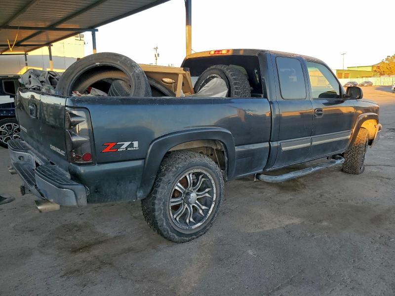 Photo 3 from auction – 2004 CHEVROLET SILVERADO with VIN 2GCEK19T741109116