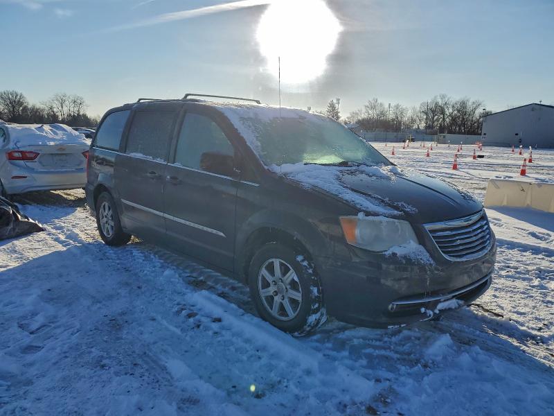 Photo 4 from auction – 2012 CHRYSLER TOWN & COU with VIN 2C4RC1BG6CR286638