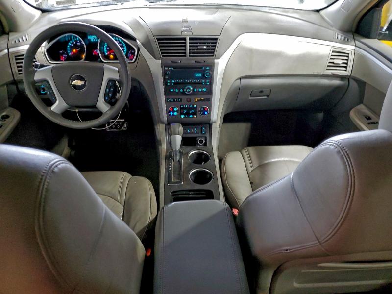 Photo 8 from auction – 2009 CHEVROLET TRAVERSE L with VIN 1GNEV23D39S137136