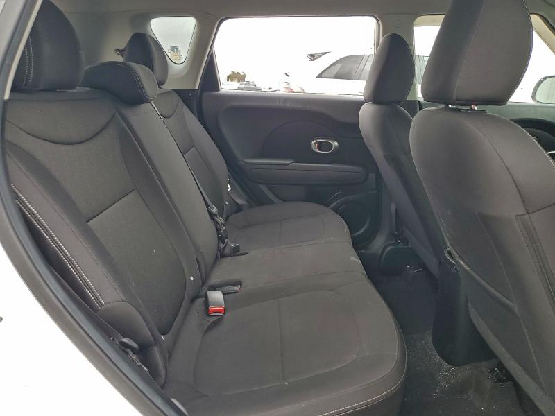 Photo 11 from auction – 2014 KIA SOUL with VIN KNDJN2A20E7066242