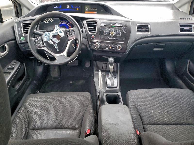Photo 8 from auction – 2013 HONDA CIVIC LX with VIN 19XFB2F5XDE209360