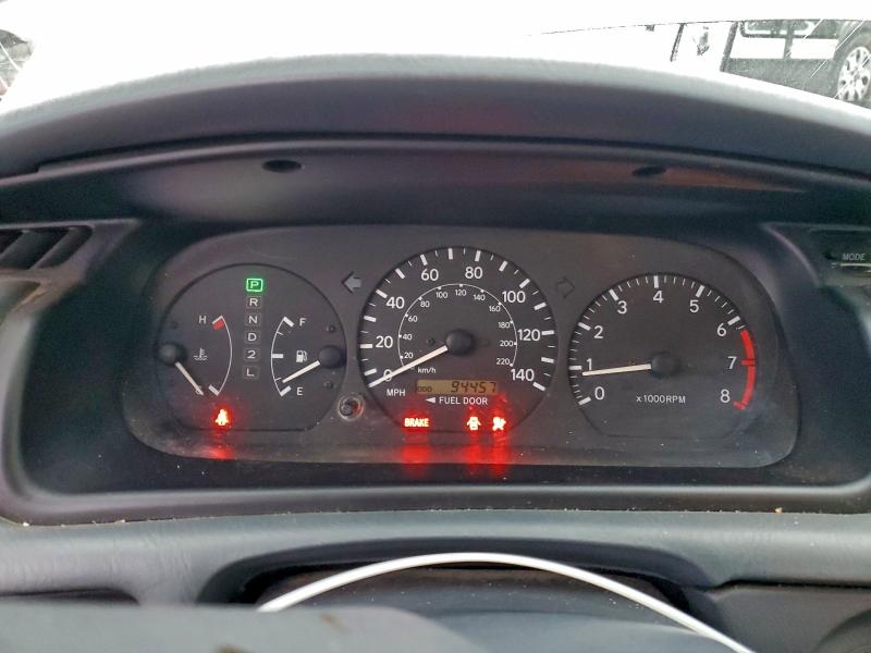 Photo 9 from auction – 2000 TOYOTA CAMRY with VIN 4T1BG22K9YU627455