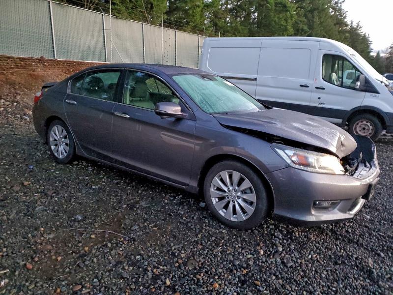 Photo 4 from auction – 2015 HONDA ACCORD EXL with VIN 1HGCR2F83FA171244