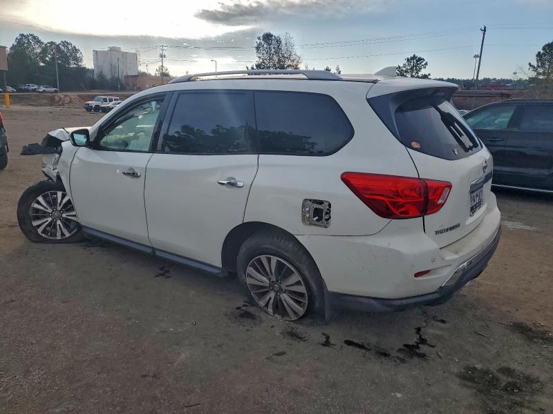 Photo 2 from auction – 2019 NISSAN PATHFINDER with VIN 5N1DR2MN8KC640298