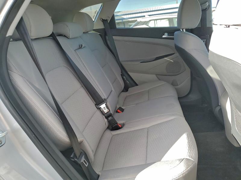 Photo 11 from auction – 2019 HYUNDAI TUCSON with VIN KM8J23A48KU972583