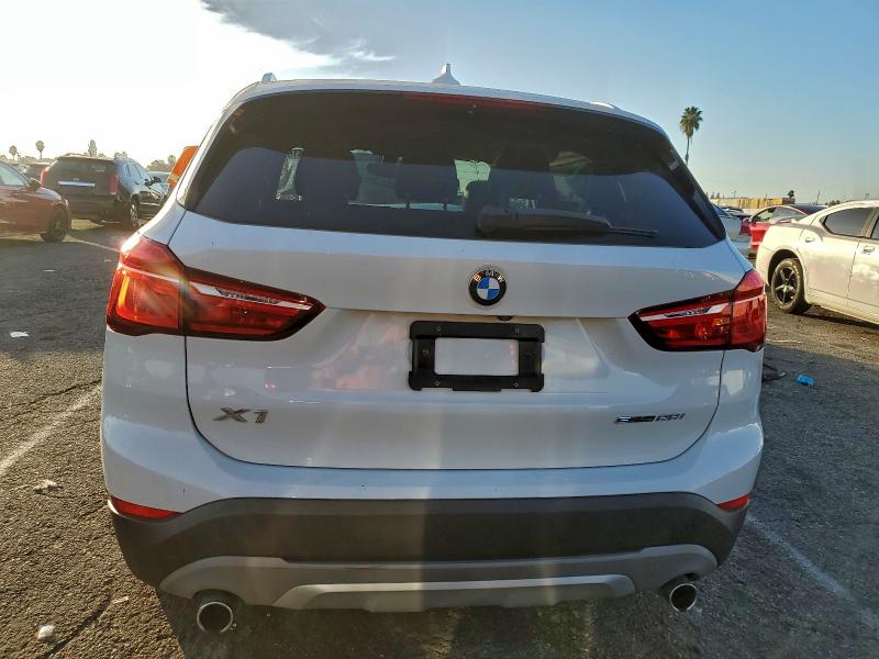 Photo 6 from auction – 2018 BMW X1 SDRIVE2 with VIN WBXHU7C3XJ5L08080