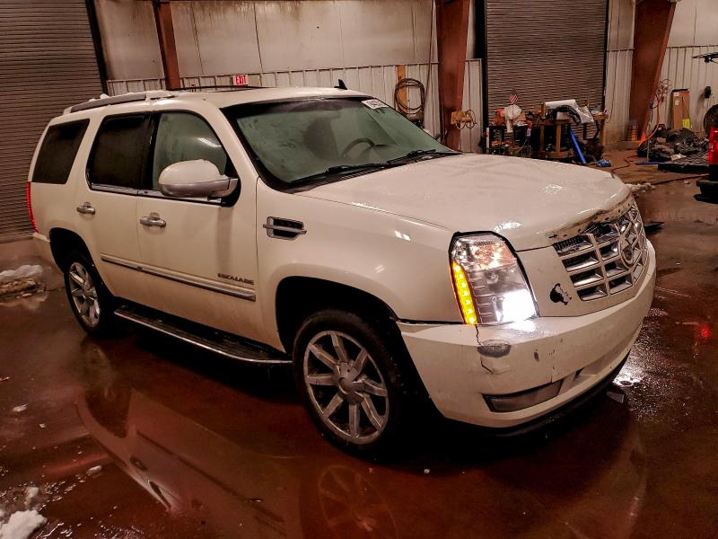 Photo 4 from auction – 2011 CADILLAC ESCALADE with VIN 1GYS4AEF0BR367148
