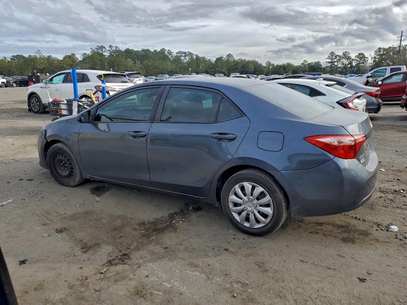 Zdjęcie 2 z aukcji – 2018 TOYOTA COROLLA z VIN 2T1BURHE4JC117900