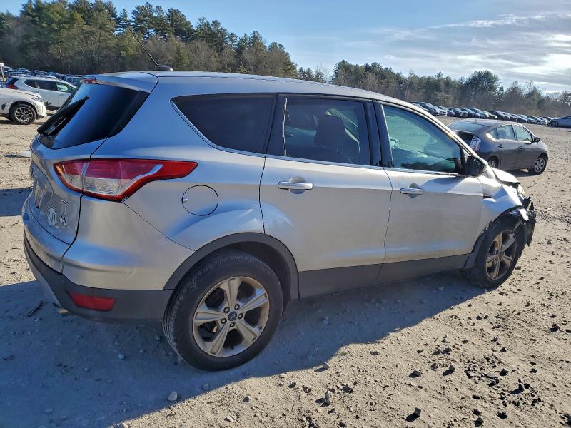 Photo 3 from auction – 2015 FORD ESCAPE SE with VIN 1FMCU0G73FUC06978