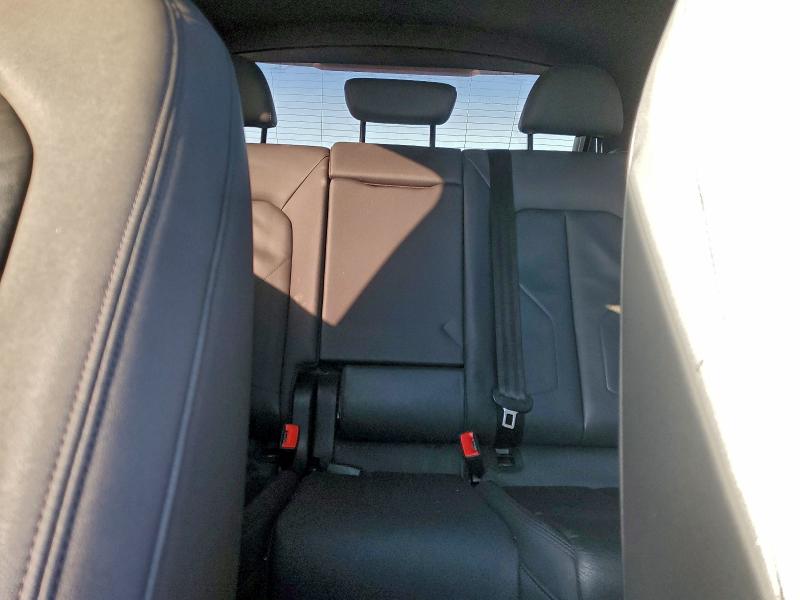 Photo 10 from auction – 2020 AUDI Q3 PREMIUM with VIN WA1AECF36L1037975