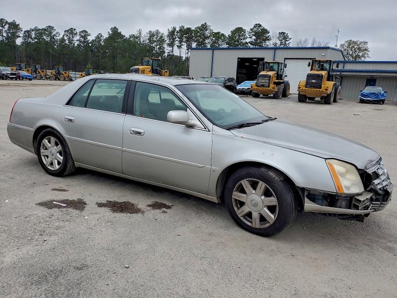 Photo 4 from auction – 2007 CADILLAC DTS with VIN 1G6KD57YX7U209970
