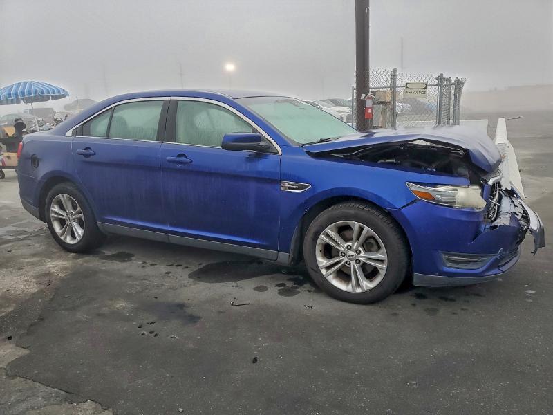 Photo 4 from auction – 2013 FORD TAURUS SEL with VIN 1FAHP2E87DG136461