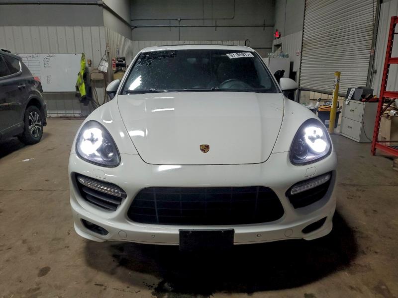 Photo 5 from auction – 2013 PORSCHE CAYENNE GT with VIN WP1AD2A29DLA70653