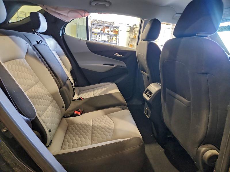 Photo 10 from auction – 2018 CHEVROLET EQUINOX LT with VIN 2GNAXJEV2J6185842