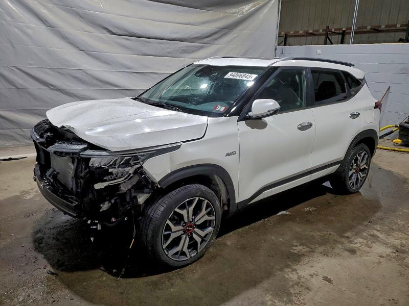 Zdjęcie 1 z aukcji – 2023 KIA SELTOS SX z VIN KNDETCA29P7363624