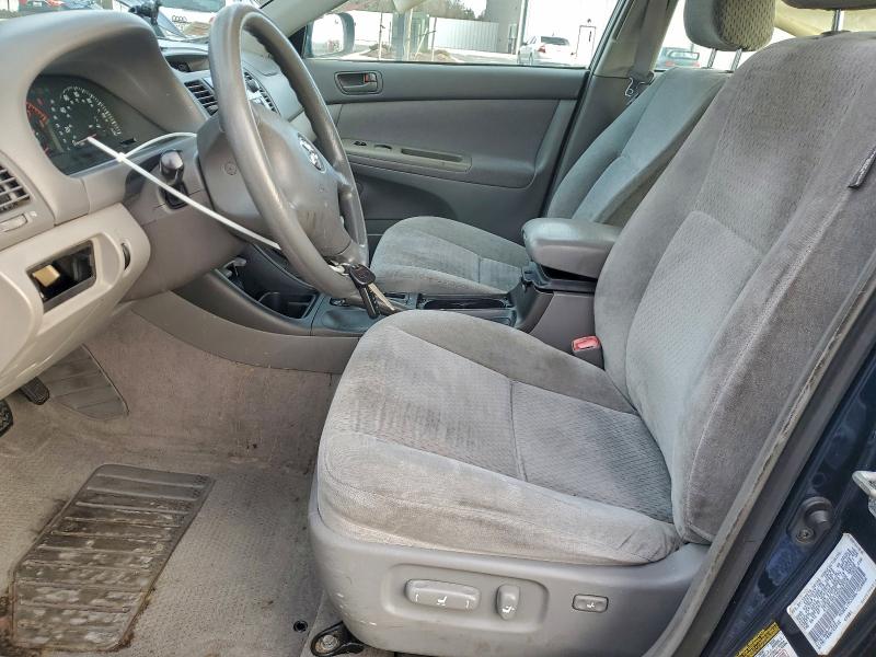 Photo 7 from auction – 2004 TOYOTA CAMRY with VIN 4T1BF30K74U065559