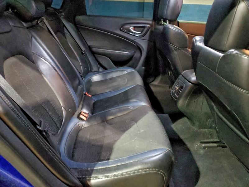 Photo 10 from auction – 2015 CHRYSLER 200 S with VIN 1C3CCCDG5FN627919