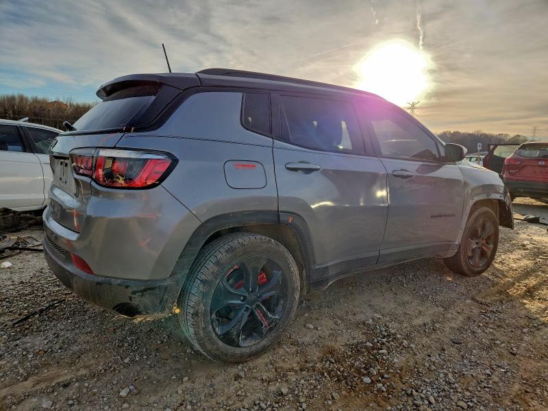 Photo 3 from auction – 2019 JEEP COMPASS LA with VIN 3C4NJCBB9KT655007
