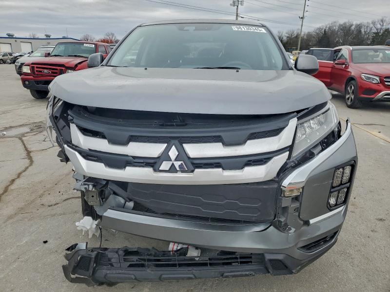 Photo 5 from auction – 2024 MITSUBISHI OUTLANDER with VIN JA4ARUAU3RU021959