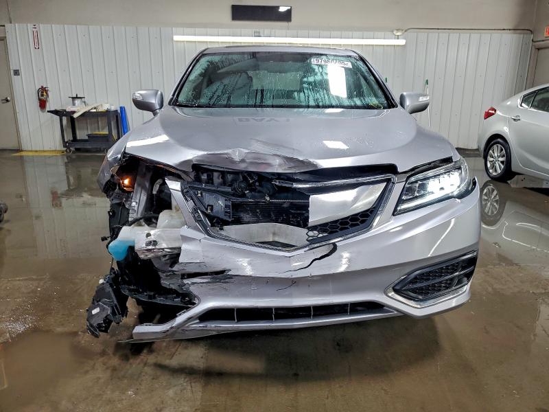 Photo 5 from auction – 2017 ACURA RDX with VIN 5J8TB4H33HL000745