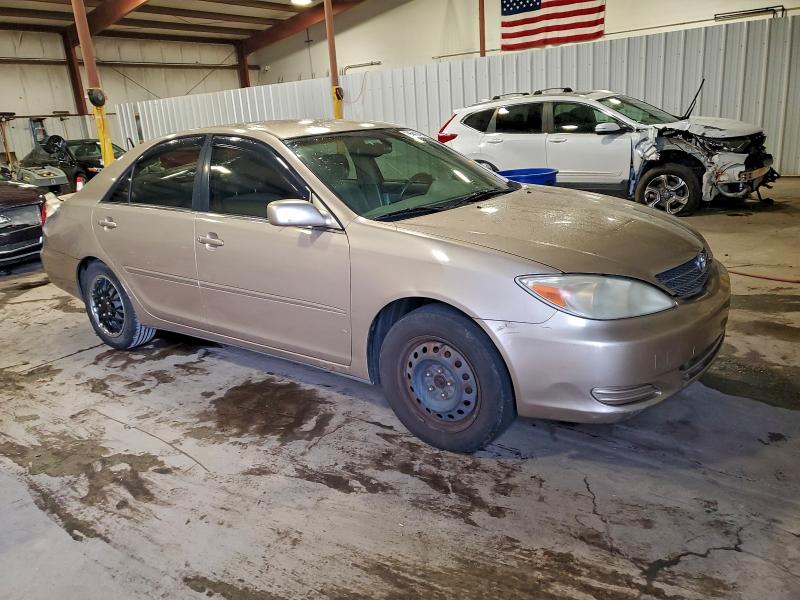Photo 4 from auction – 2002 TOYOTA CAMRY LE with VIN JTDBE30K720007270
