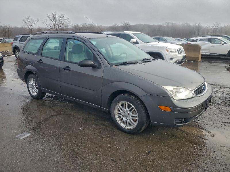 Photo 4 from auction – 2005 FORD FOCUS with VIN 1FAFP36NX5W311360