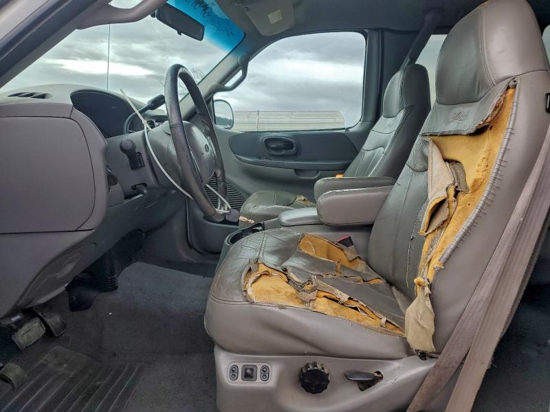 Photo 7 from auction – 2000 FORD F150 with VIN 1FTRX18L1YNA41257
