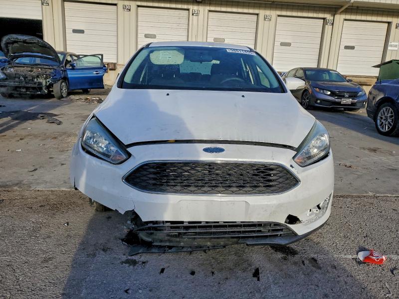 Photo 5 from auction – 2016 FORD FOCUS SE with VIN 1FADP3K28GL399624