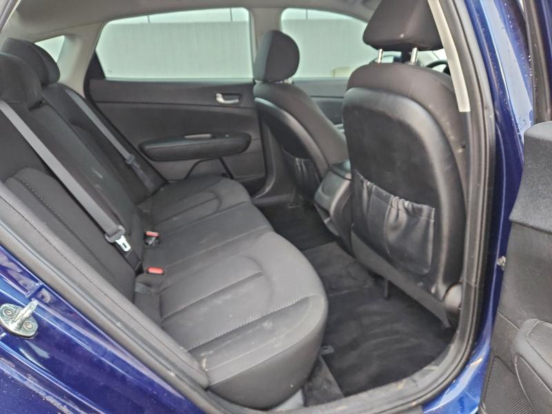 Photo 10 from auction – 2018 KIA OPTIMA with VIN 5XXGT4L31JG186862