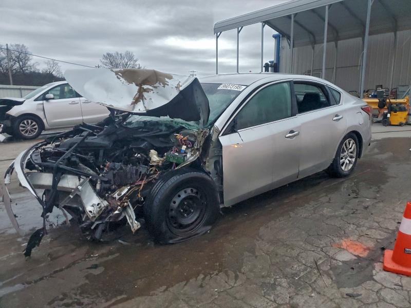 NISSAN ALTIMA 2.5 2014 with VIN 1N4AL3AP8EN338559 - Photo from auction