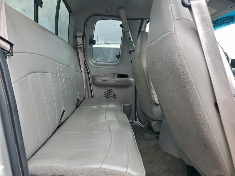Photo 10 from auction – 2000 FORD F150 with VIN 1FTRX18L1YNA41257