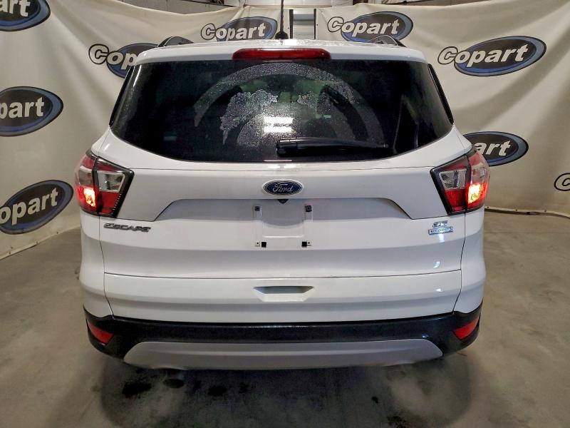 Photo 6 from auction – 2017 FORD ESCAPE SE with VIN 1FMCU0GD8HUB09719