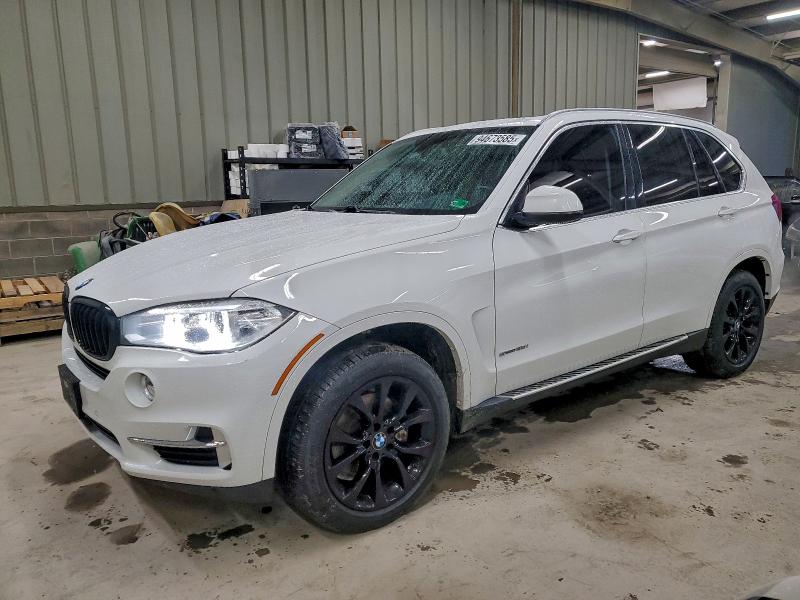 BMW X5 SDRIVE3 2015 with VIN 5UXKR2C57F0H39393 - Photo from auction